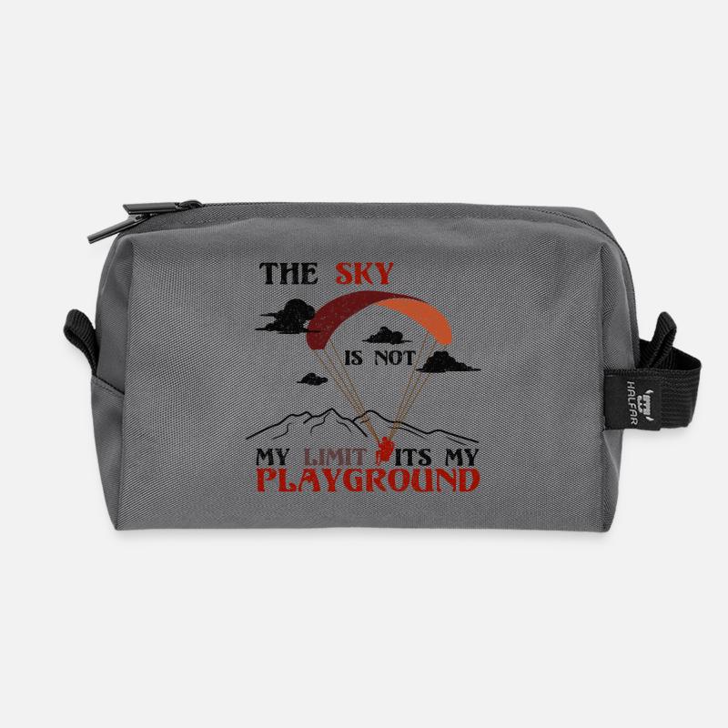 The sky is not the limit, its my playground - Recycelte Kulturtasche - Anthrazit