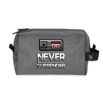 NEVER SURRENDER (Weiß) + NES Controller - Gaming - Recycelte Kulturtasche - Anthrazit - Vorne