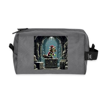 Winterkatze im Dungeonzauber - Recycelte Kulturtasche - Anthrazit - Vorne