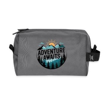 L’aventure vous attend – Panorama de montagne - Trousse de toilette en tissu recyclé - anthracite - Devant