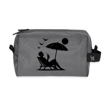 Relaxing in a deck chair on the beach - Recycled Toiletry Zip Bag - anthracite - Front