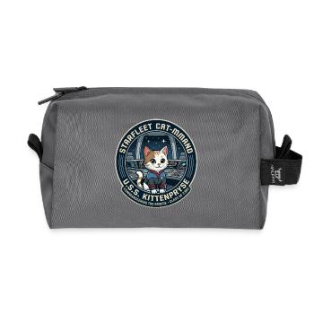 Kitty Captain Kittenpryse - Recycled Toiletry Zip Bag - anthracite - Front