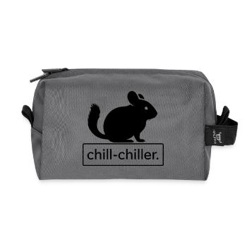 Chinchilla - Chill Chiller - Recycelte Kulturtasche - Anthrazit - Vorne