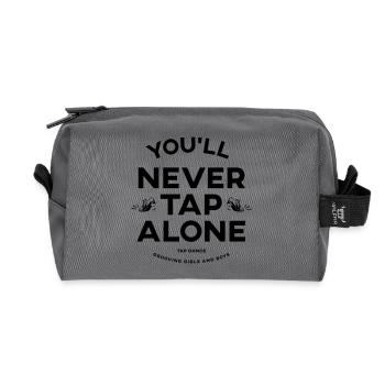 You Will Never Tap Alone – Tap Dance / Stepptanz - Recycelte Kulturtasche - Anthrazit - Vorne