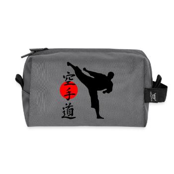 Karate Yokogeri mit Schriftzug - Recycelte Kulturtasche - Anthrazit - Vorne