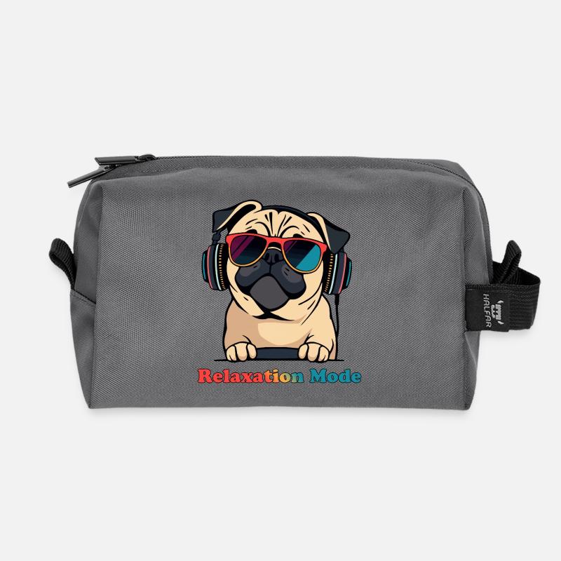 Relaxation Pug DJ Mode - Recycled Toiletry Zip Bag - anthracite