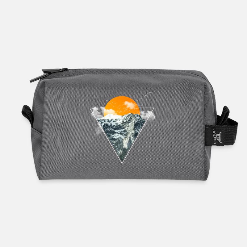 Illuminati - Illuminati - Recycled Toiletry Zip Bag - anthracite