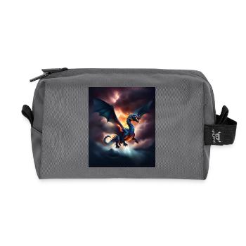 Cooler Drache, der über die Wolken fliegt - Recycelte Kulturtasche - Anthrazit - Vorne