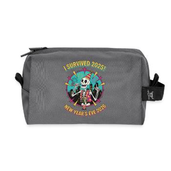 I Survived 2025 New Year's Eve 2026 Skeleton Party - Recycled Toiletry Zip Bag - anthracite - Front