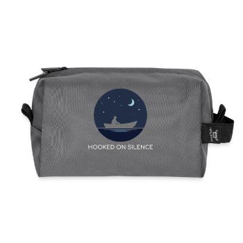 Hooked On Silence Nachtmotiv - Recycelte Kulturtasche - Anthrazit - Vorne