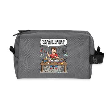Mein Nächstes Projekt Wird Bestimmt Fertig - Recycelte Kulturtasche - Anthrazit - Vorne