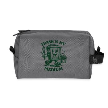 Les déchets sont mon médium | Recyclage de l’art - Trousse de toilette en tissu recyclé - anthracite - Devant