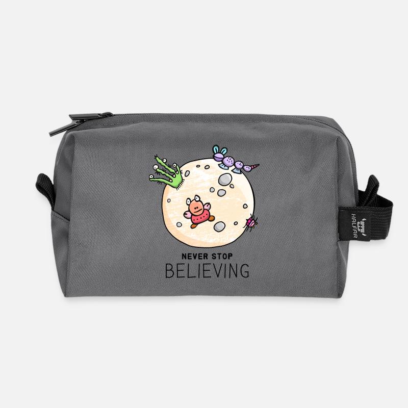 "Never Stop Believing" positiver Spruch mit Aliens - Recycelte Kulturtasche - Anthrazit