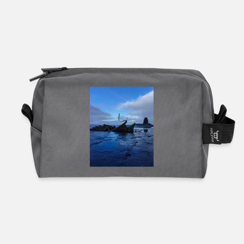 Shipwreck - Recycled Toiletry Zip Bag - anthracite