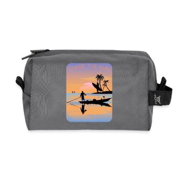 Chase the Sun - Recycelte Kulturtasche - Anthrazit - Vorne