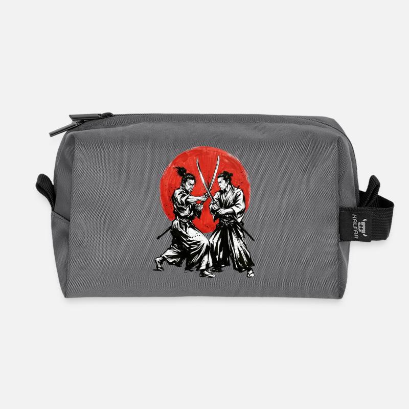 Samurai duels in the red circle - Recycled Toiletry Zip Bag - anthracite