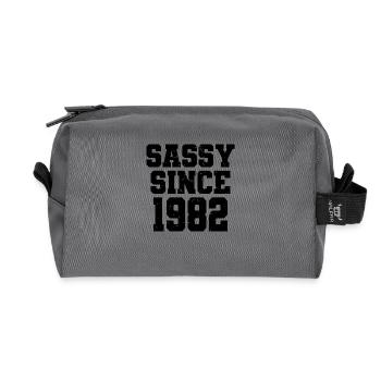 Sassy Since 1982 Funny 40th Birthday Men & Women - Recycled Toiletry Zip Bag - anthracite - Front