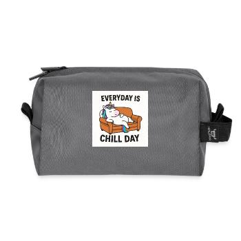 Unicorn Everyday is Chill Day - Recycelte Kulturtasche - Anthrazit - Vorne
