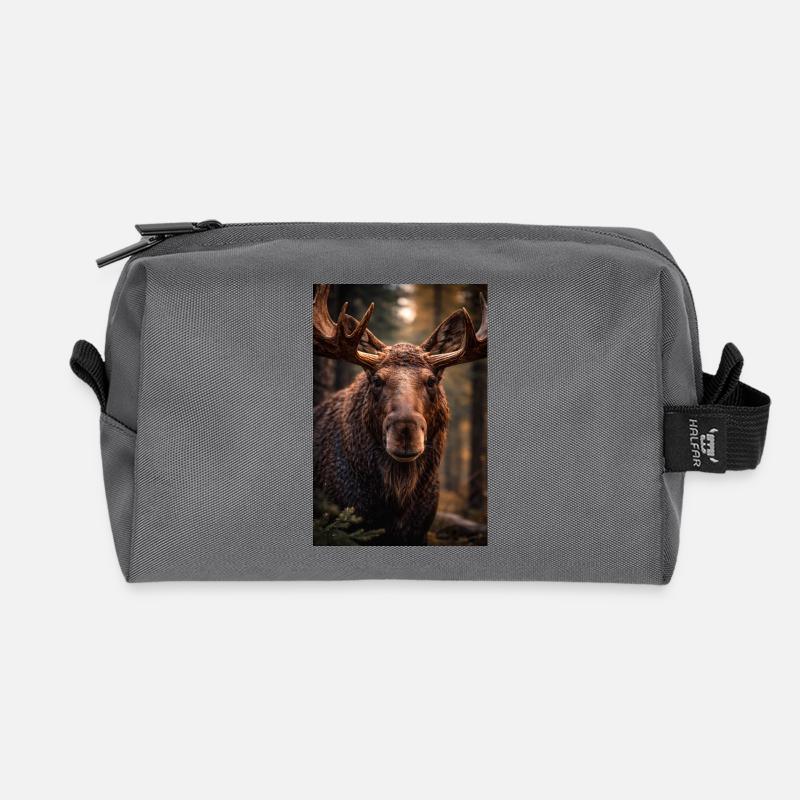Moose in the forest - Recycled Toiletry Zip Bag - anthracite