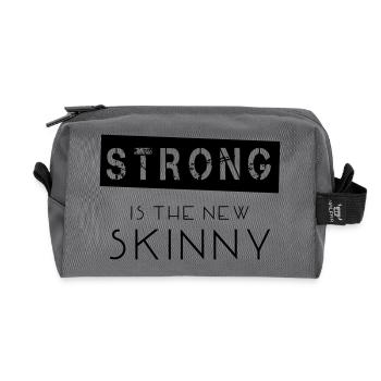 Strong Is The New Skinny - Recycelte Kulturtasche - Anthrazit - Vorne