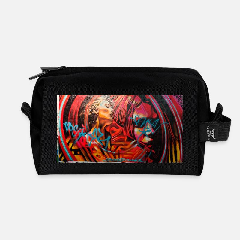 Graffiti World 5 - Recycelte Kulturtasche - Schwarz