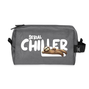 Faultier Serial Chiller – Lustiges Sloth Tee - Recycelte Kulturtasche - Anthrazit - Vorne