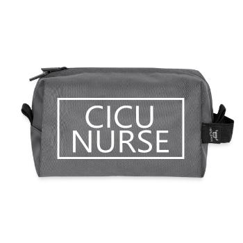 2023 Fier cadeau infirmier Hommes et femmes - Trousse de toilette en tissu recyclé - anthracite - Devant