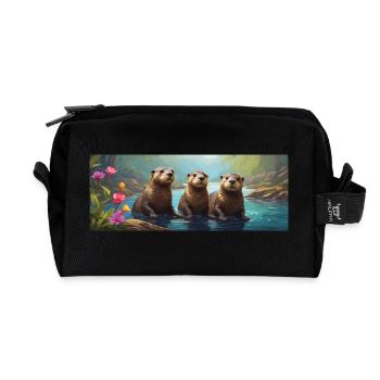 Otterfamilie Fischotter im Wasser - Recycelte Kulturtasche - Schwarz - Vorne