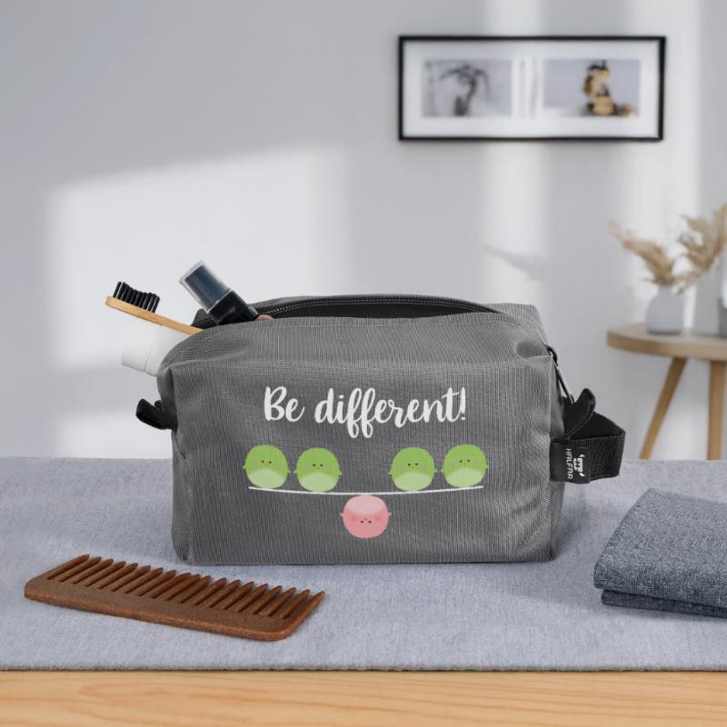Be different! Sei einfach anders! Recycelte Kulturtasche