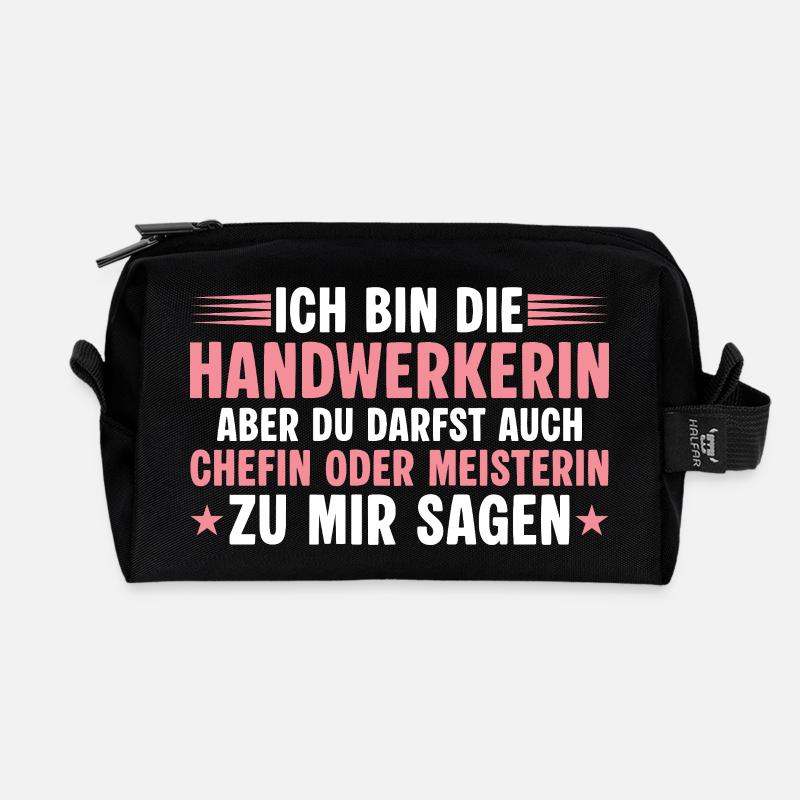 Handwerkerin aber du darfst auch Chefin sagen - Recycelte Kulturtasche - Schwarz