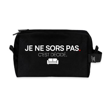ICH GEHE NICHT RAUS. ES IST ENTSCHIEDEN. | Humor - Recycelte Kulturtasche - Schwarz - Vorne