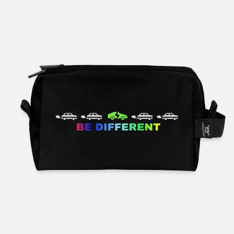 Be different - Recycelte Kulturtasche - Schwarz