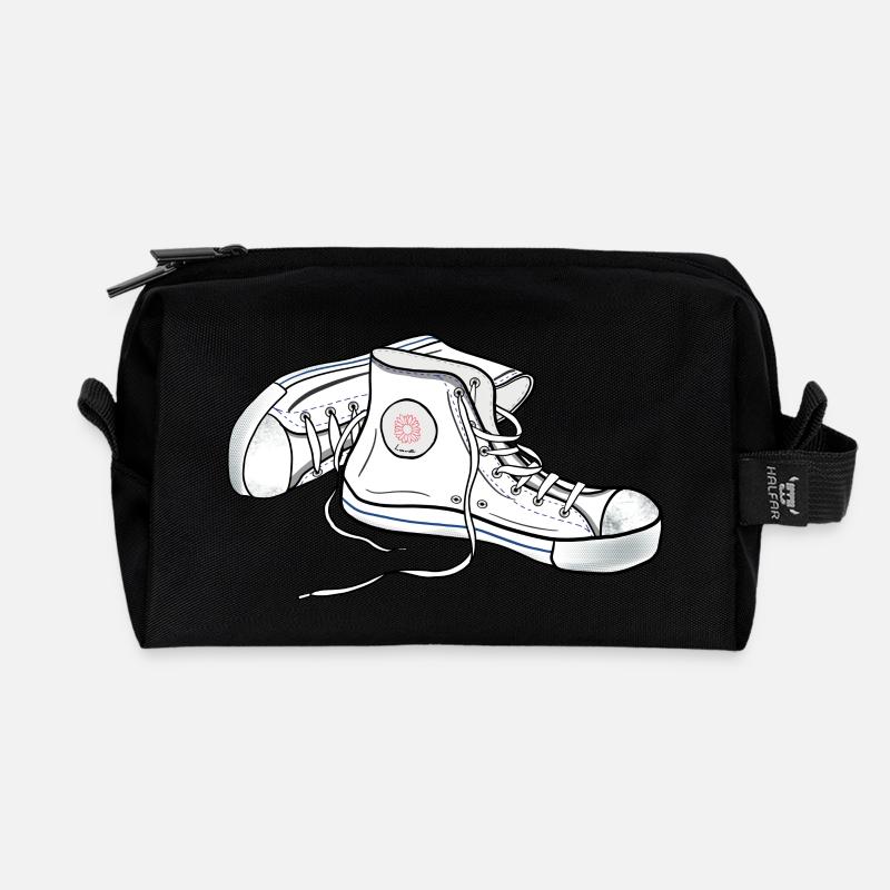 Chucks weiß - Recycelte Kulturtasche - Schwarz