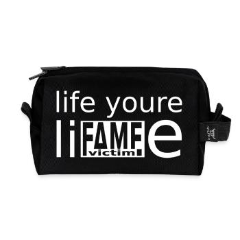 Fame Victim Shirt – Live Your Lie Statement - Recycelte Kulturtasche - Schwarz - Vorne