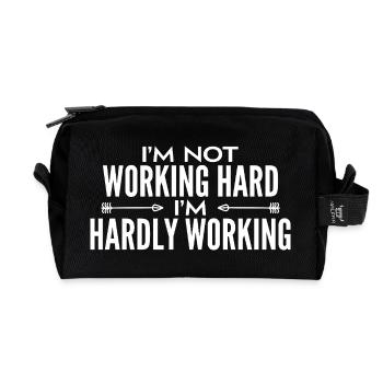 I'm not working hard - I'm hardly working  - Recycelte Kulturtasche - Schwarz - Vorne