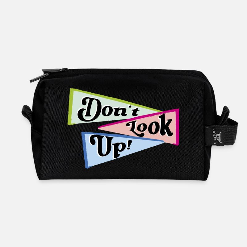 Don't look up - Recycelte Kulturtasche - Schwarz