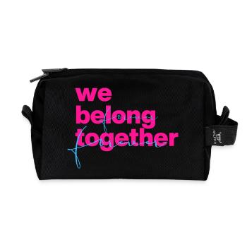 We belong together Neon Script - Recycelte Kulturtasche - Schwarz - Vorne