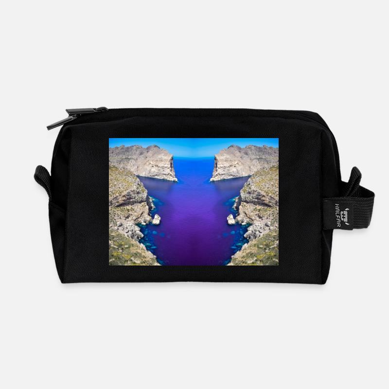 Mallorca Cap Formentor Alienation V.1 - Recycled Toiletry Zip Bag - black