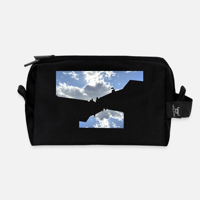 Graphic Skyline - Recycled Toiletry Zip Bag - black