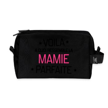 Grandma Oma Großmütter Mamy Mamie Grand-Mère - Recycled Toiletry Zip Bag - black - Front