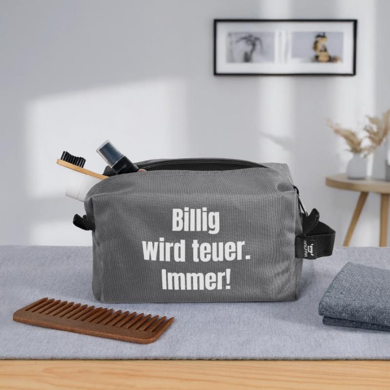 Le bas coût devient cher – déclaration de contraste Trousse de toilette en tissu recyclé