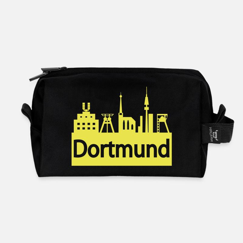 Skyline Dortmund - Recycled Toiletry Zip Bag - black