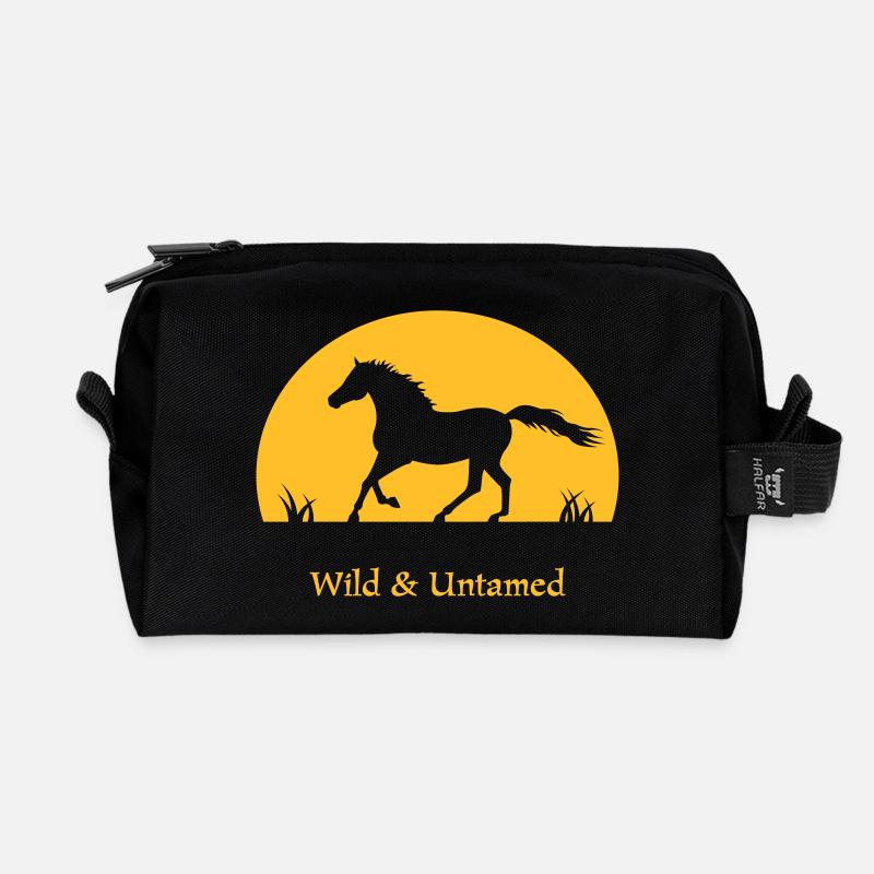 Sunset Horse wild and untamed - Recycelte Kulturtasche - Schwarz