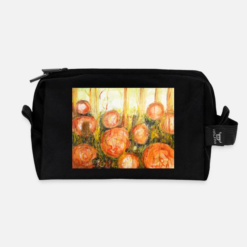 Strains22 - Recycled Toiletry Zip Bag - black