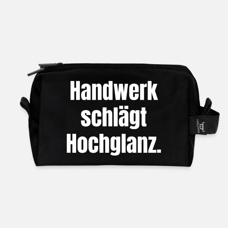 Handwerk schlägt Hochglanz - Recycelte Kulturtasche - Schwarz