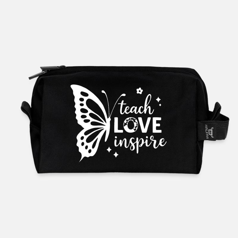 Stärkendes Schmetterlingsmotiv mit inspirierendem Text - Recycelte Kulturtasche - Schwarz