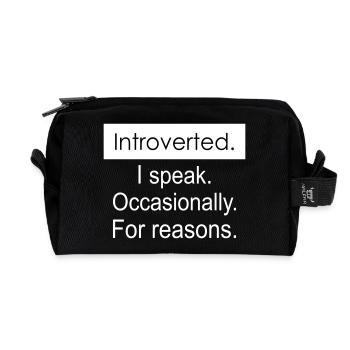 Introvertiert. Ich spreche gelegentlich aus bestimmten Gründen. - Recycelte Kulturtasche - Schwarz - Vorne