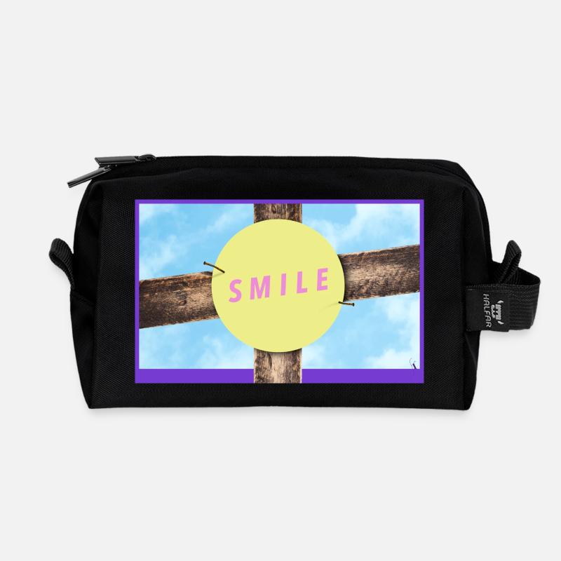 Holzkreuz Smile Kreis - Recycelte Kulturtasche - Schwarz