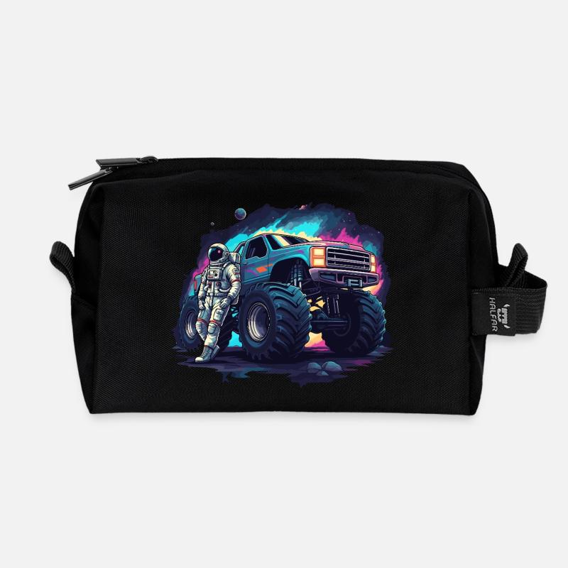 Astronaut Monstertruck im Weltall - Recycelte Kulturtasche - Schwarz