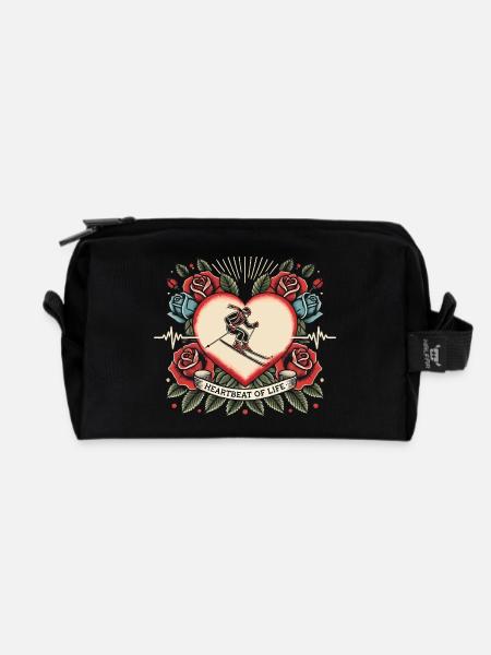 Skifahren Herzschlag Tattoo Retro Rosen - Recycelte Kulturtasche - Schwarz